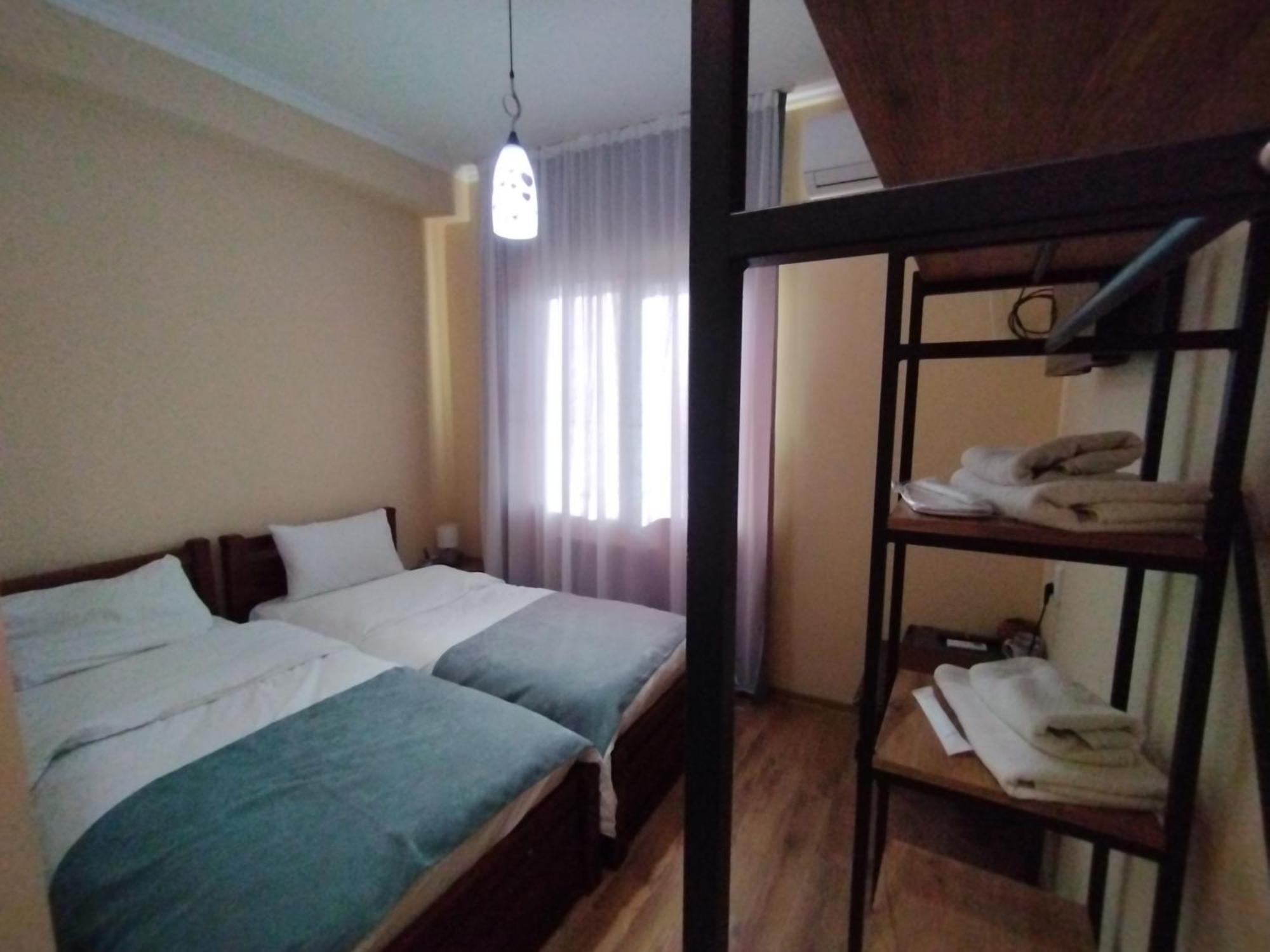 David Hotel Kutaisi Exteriör bild