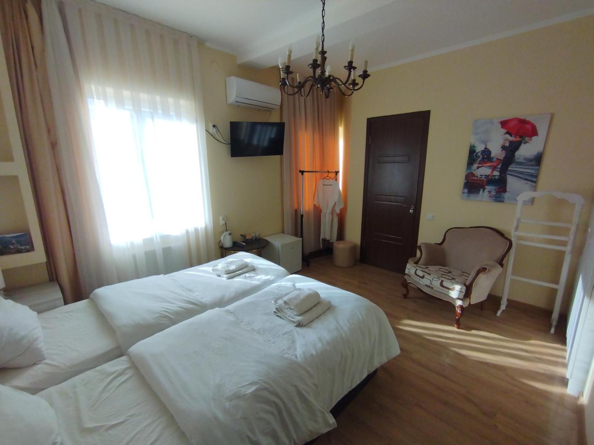 David Hotel Kutaisi Exteriör bild